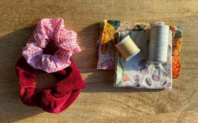 Upcycling inspo: Hair Scrunchies