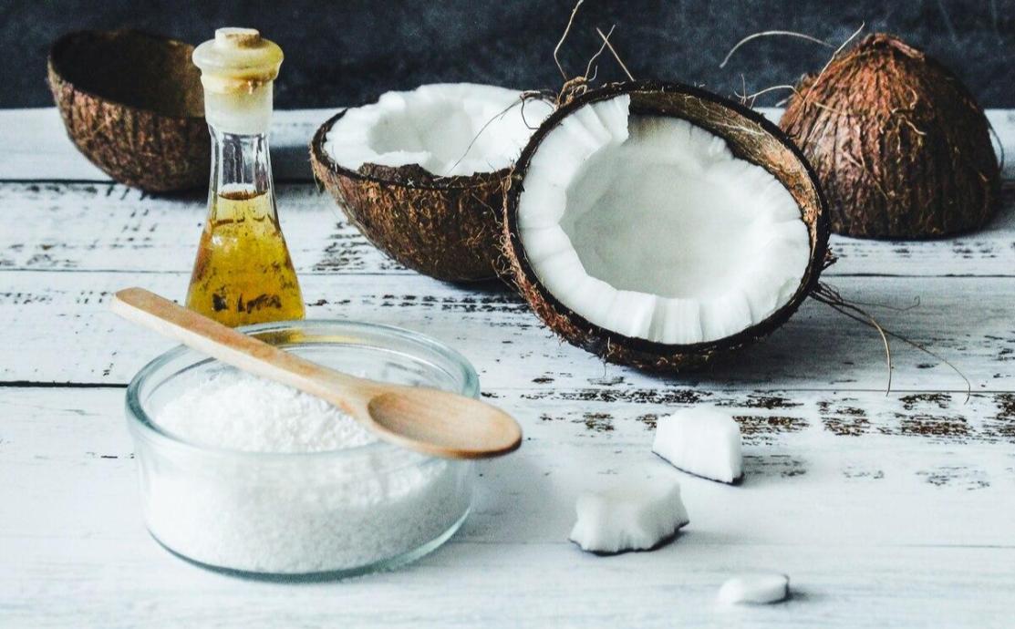 coconut oil benefits for skin