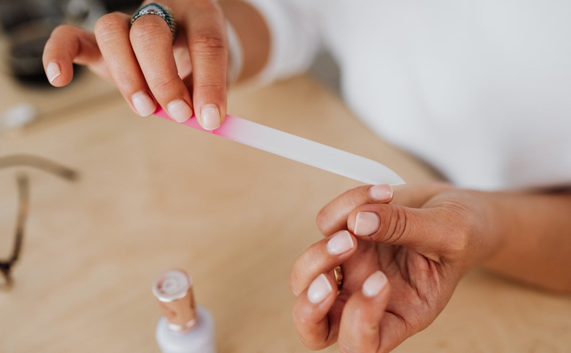 Manicure And Pedicure : The Ultimate Guide for Beautiful Nails